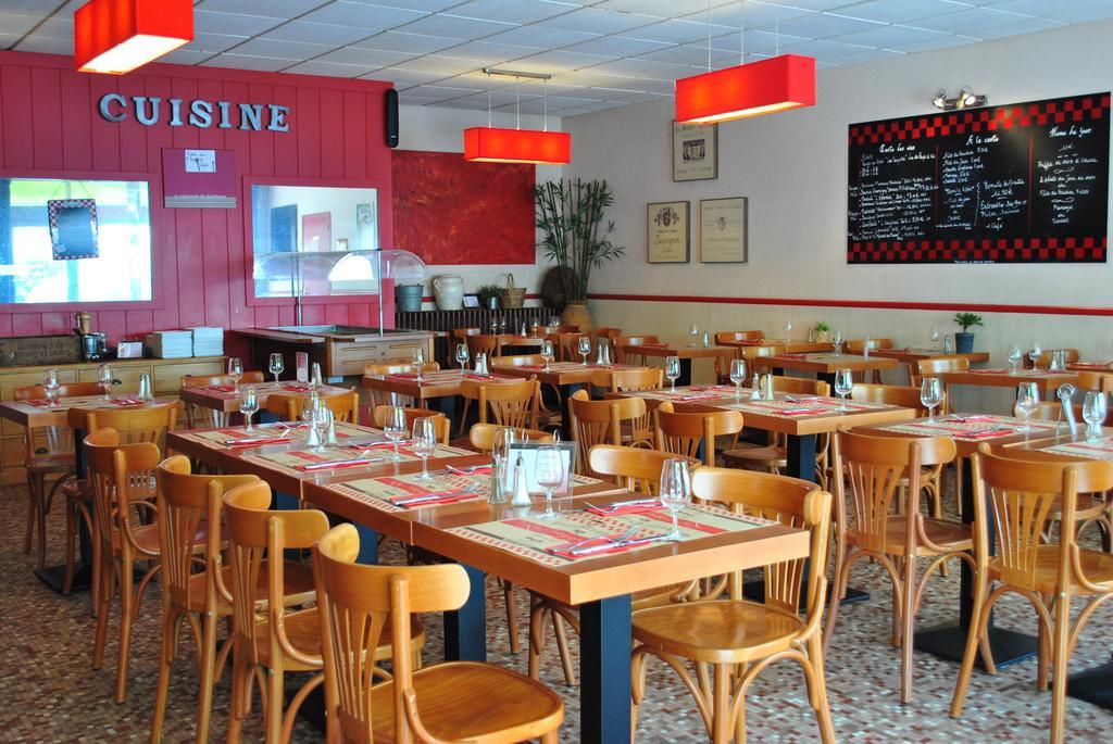 Hotel Les Voyageurs Les Sables-dʼOlonne 외부 사진